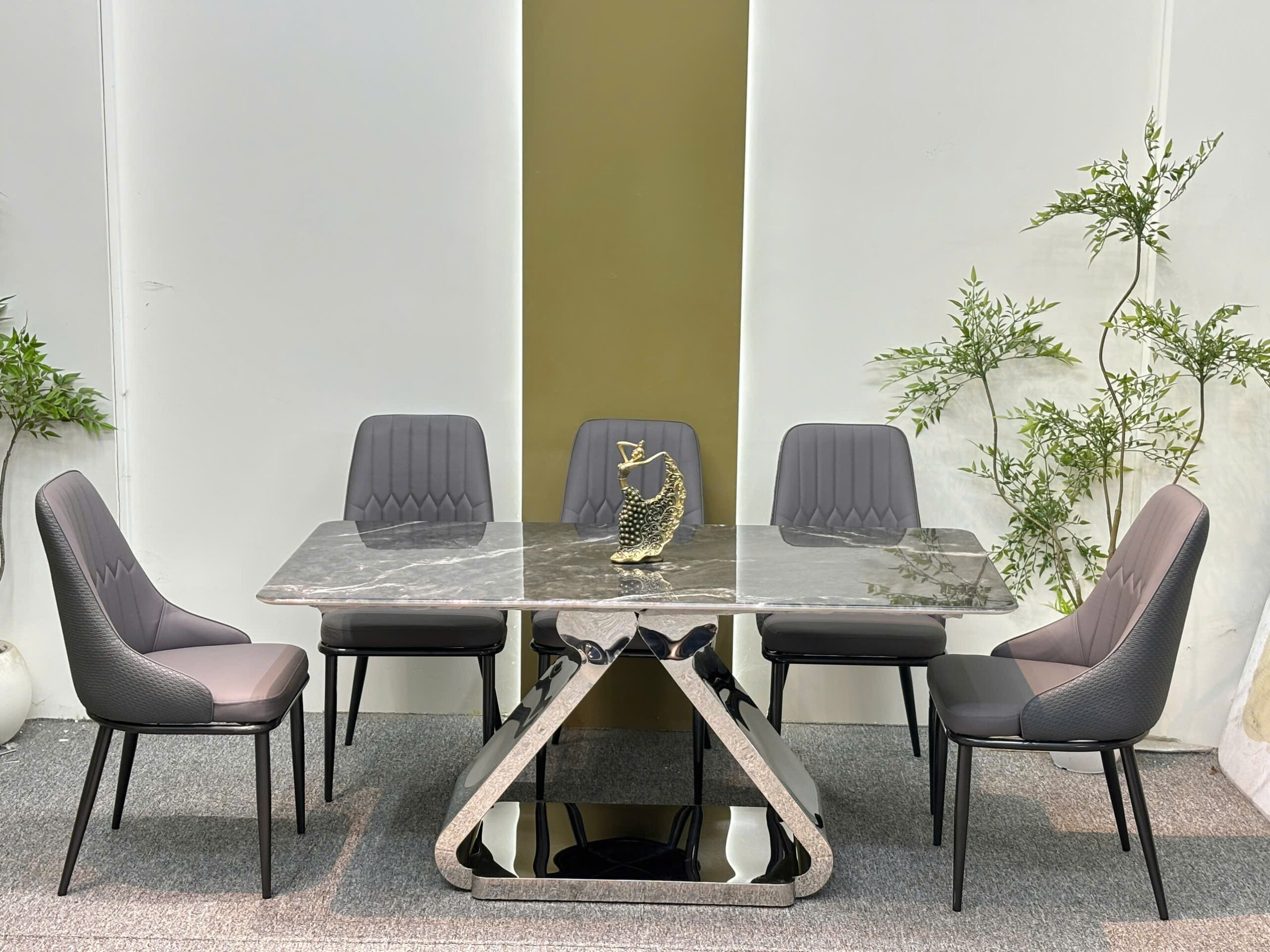 Bộ bàn ăn nhập khẩu cao cấp đá siêu vi tinh thể